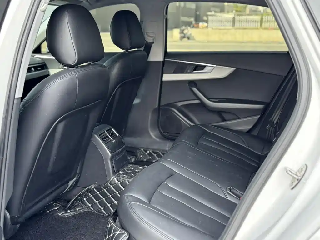 Audi A4L — миниатюра 6