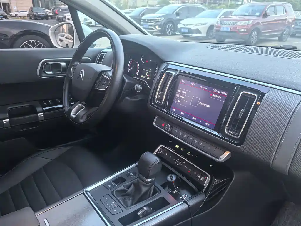 Citroen C6 — миниатюра 30