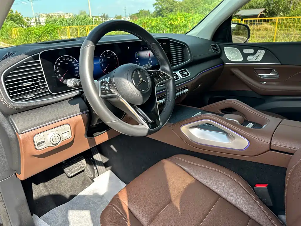 Mercedes-Benz GLE (Import) — миниатюра 6