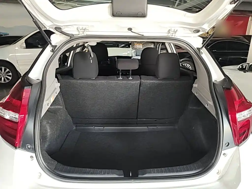 Toyota Vios FS — миниатюра 19