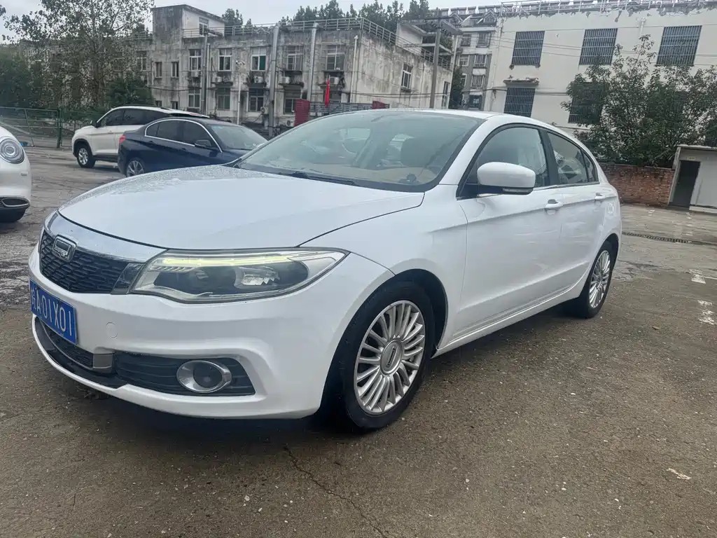 Qoros Qoros 3 — миниатюра 3