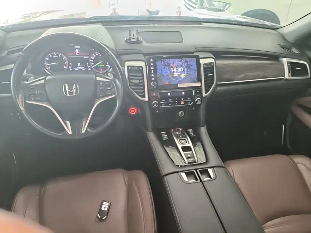 Honda UR-V — миниатюра 10