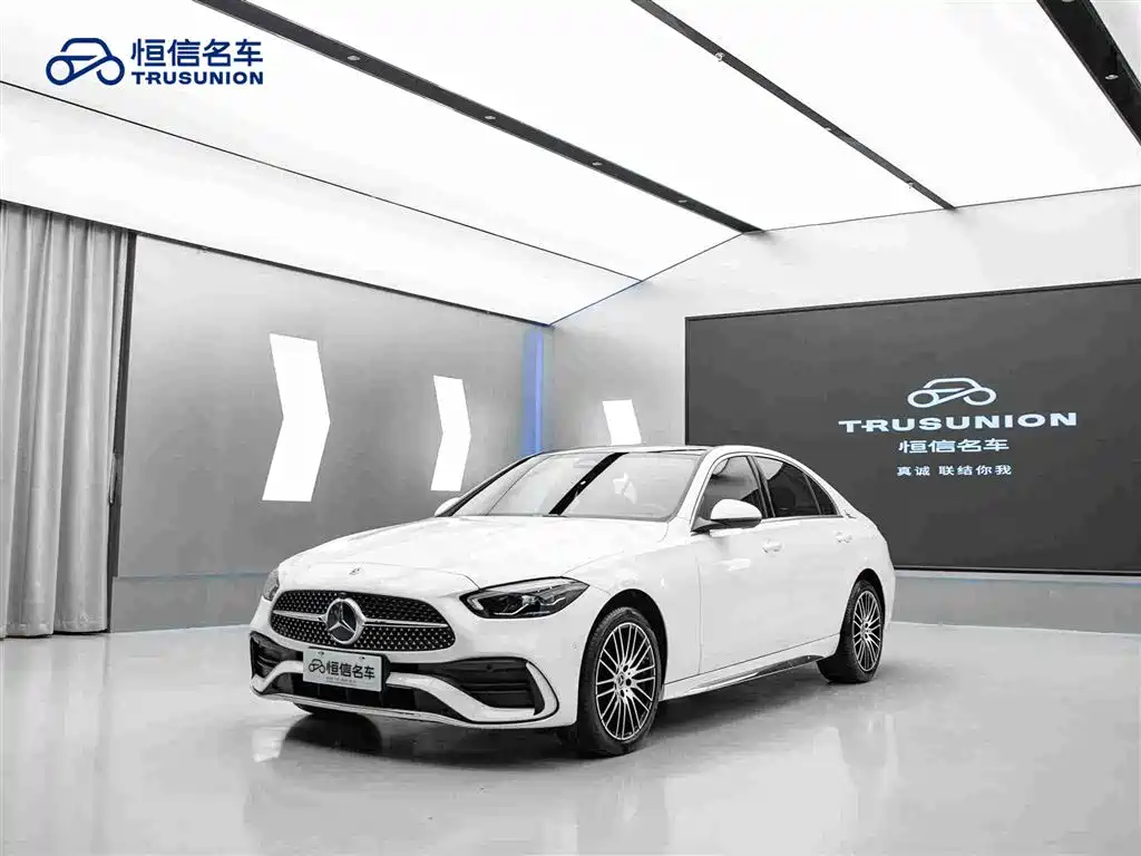 Mercedes-Benz C-Class — миниатюра 3