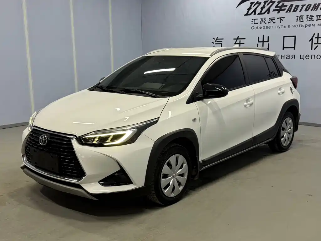 Toyota Yaris L 2022