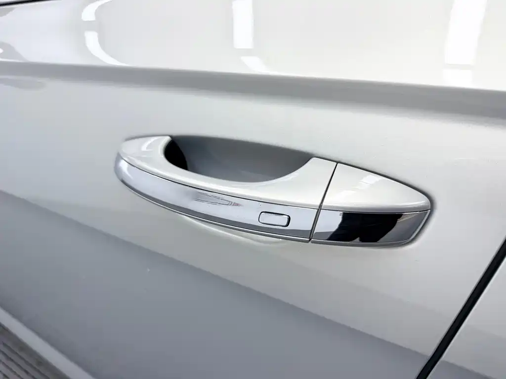 Volkswagen Lavida — миниатюра 16