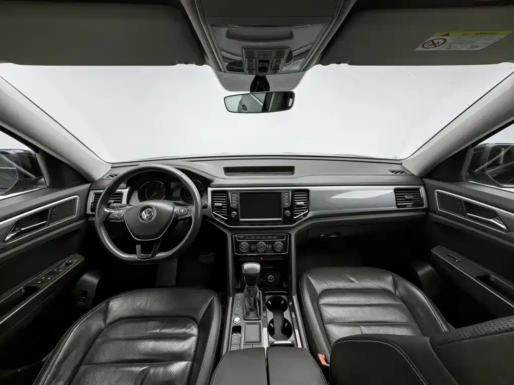 Volkswagen Teramont — миниатюра 5