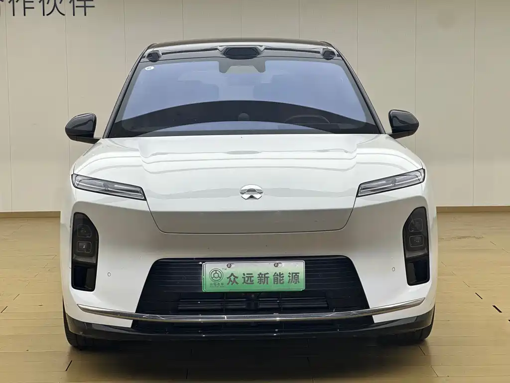 NIO ES8 — миниатюра 4