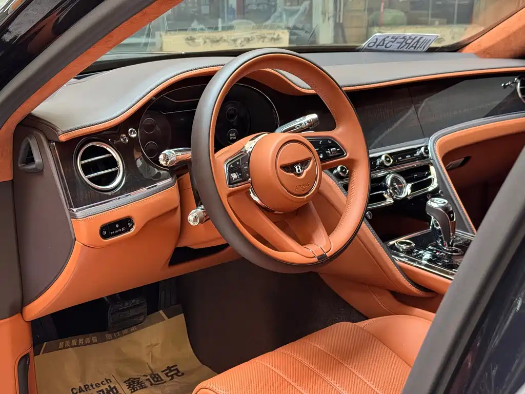 Bentley Flying Spur PHEV 2.9T V6 Hybrid, фото 9
