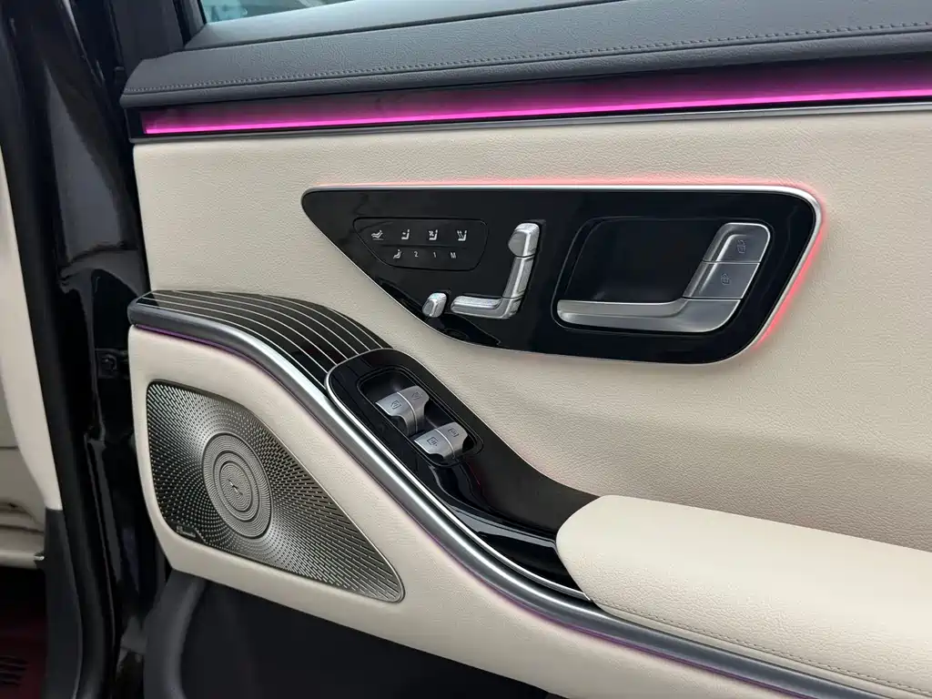 Mercedes-Benz S-Class — миниатюра 9
