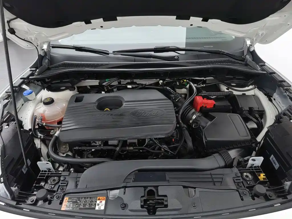 Ford Escape — миниатюра 6