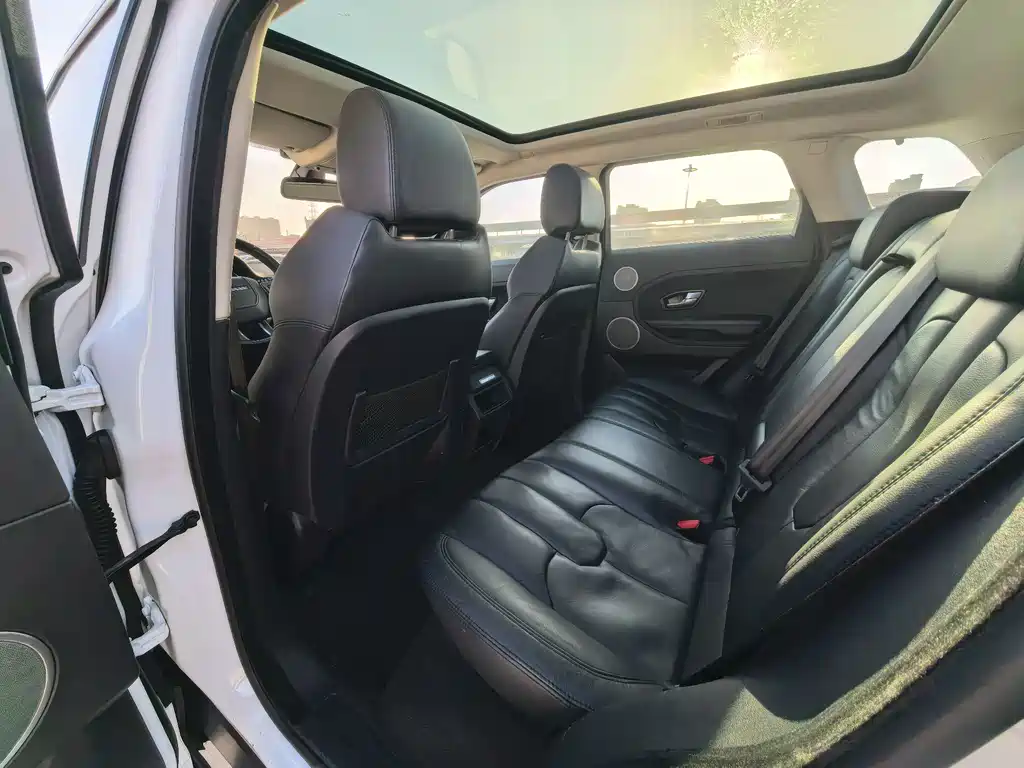 Land Rover Range Rover Evoque 2014 2.0T 5