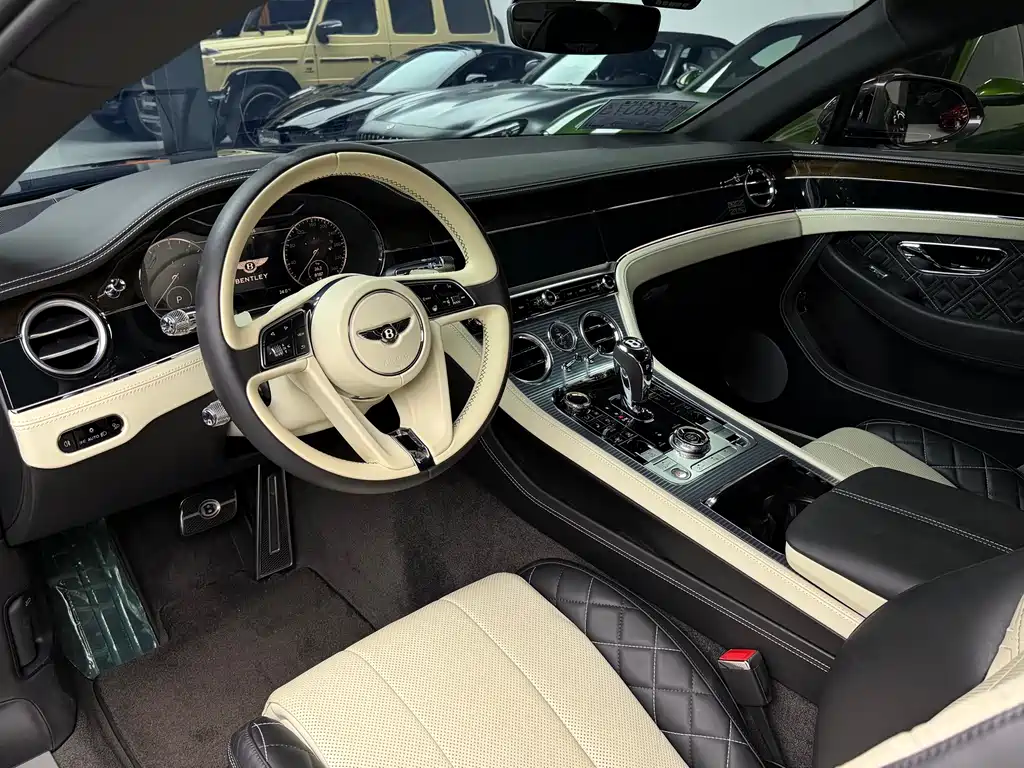 Bentley Continental — миниатюра 6