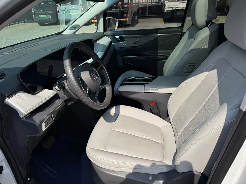 Buick GL8 2025 Premium