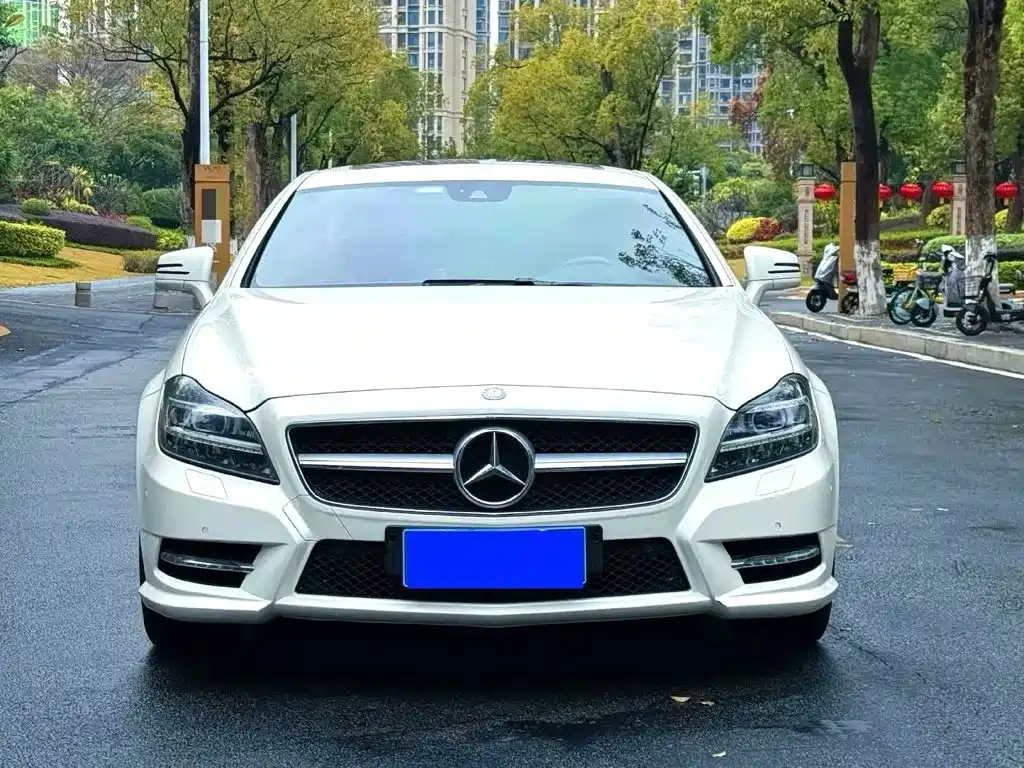 Mercedes-Benz CLS — миниатюра 2