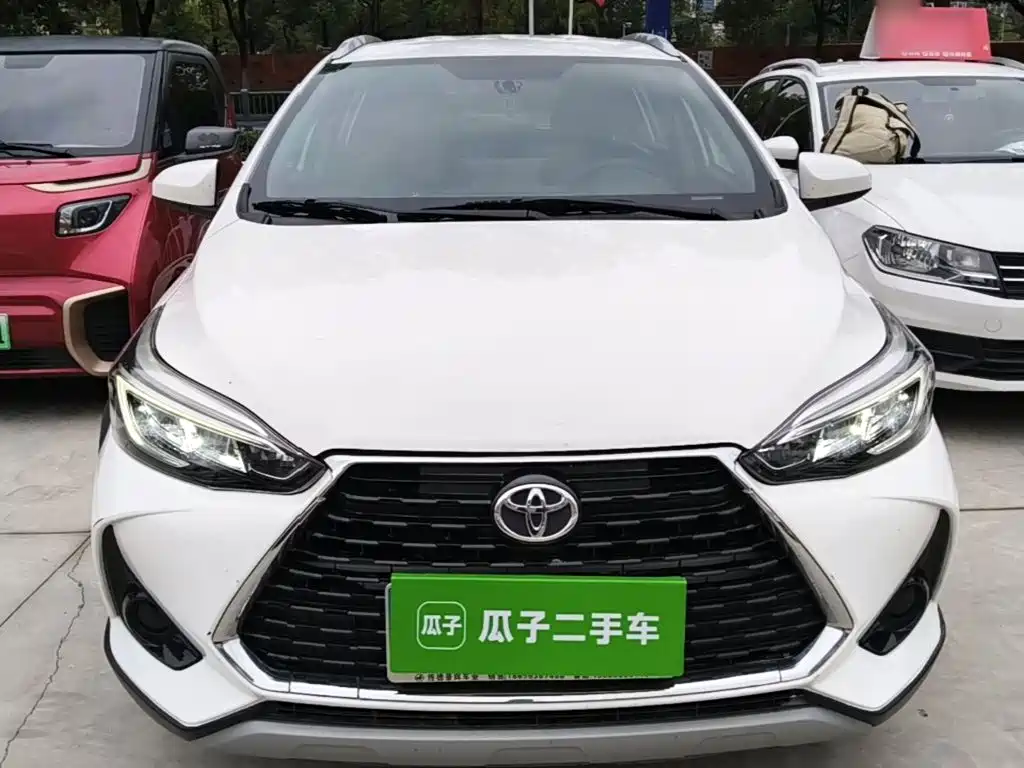 Toyota Yaris L — миниатюра 3
