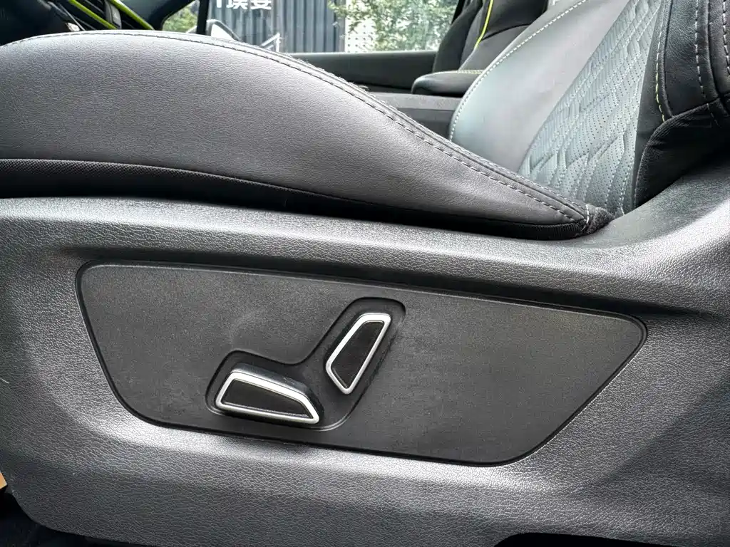Changan UNI-T — миниатюра 6