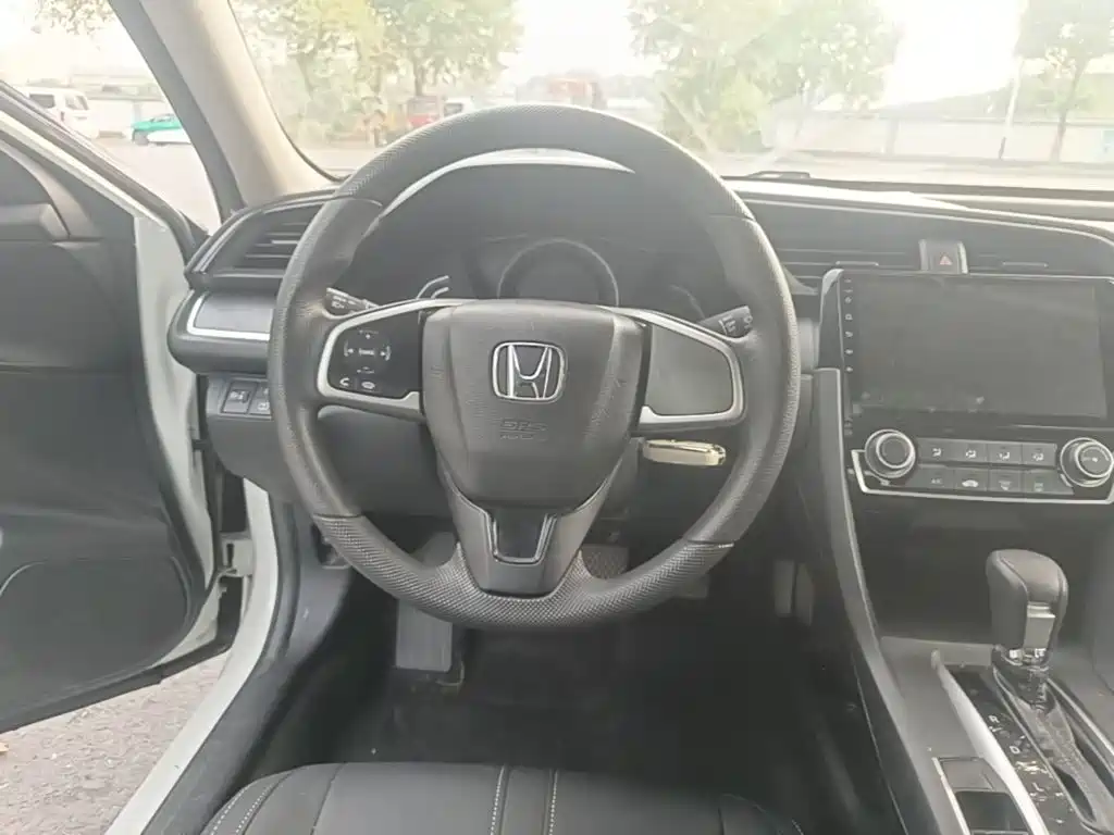 Honda Civic — миниатюра 11
