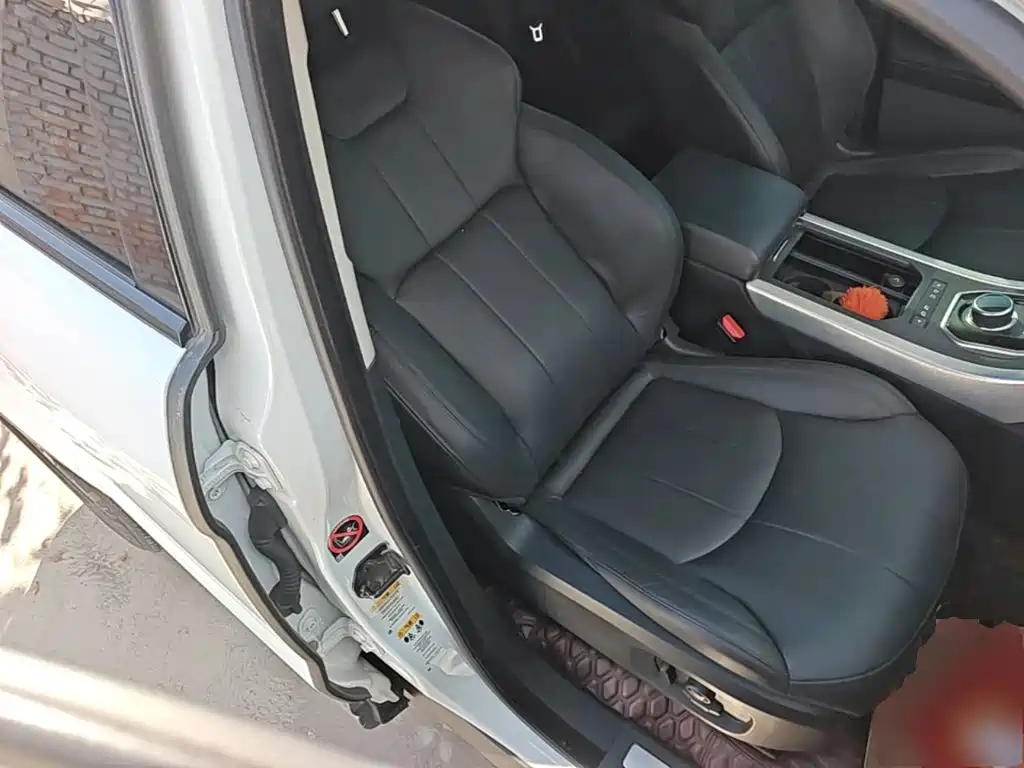 Land Rover Evoque — миниатюра 25