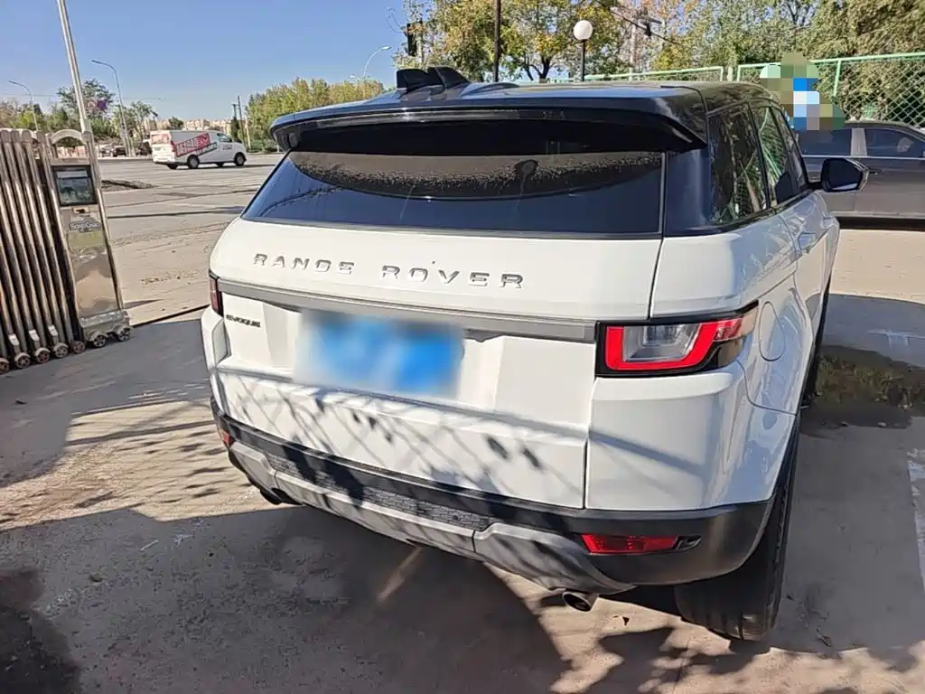 Land Rover Evoque — миниатюра 6