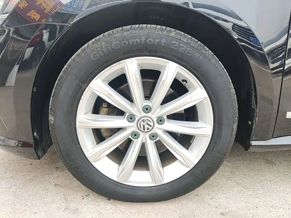 Volkswagen Passat — миниатюра 23