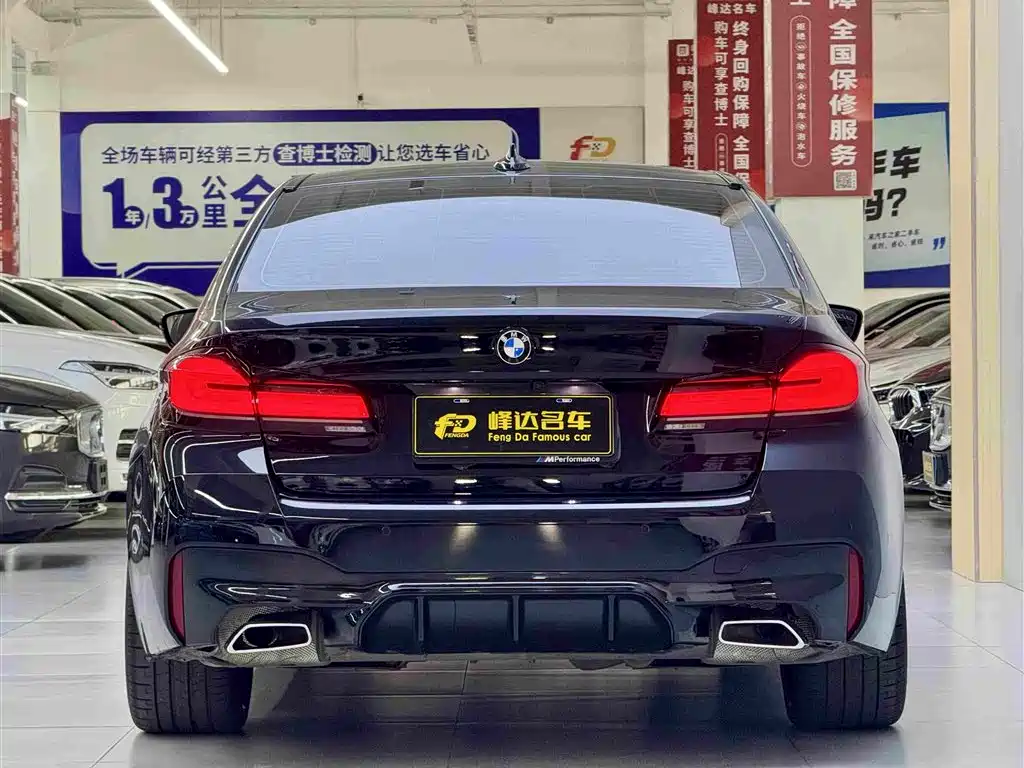 BMW 5 Series — миниатюра 4