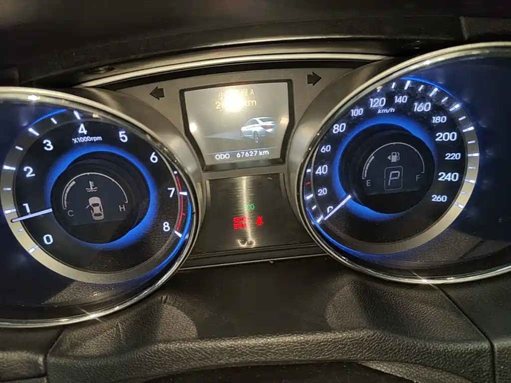 Hyundai Sonata — миниатюра 12