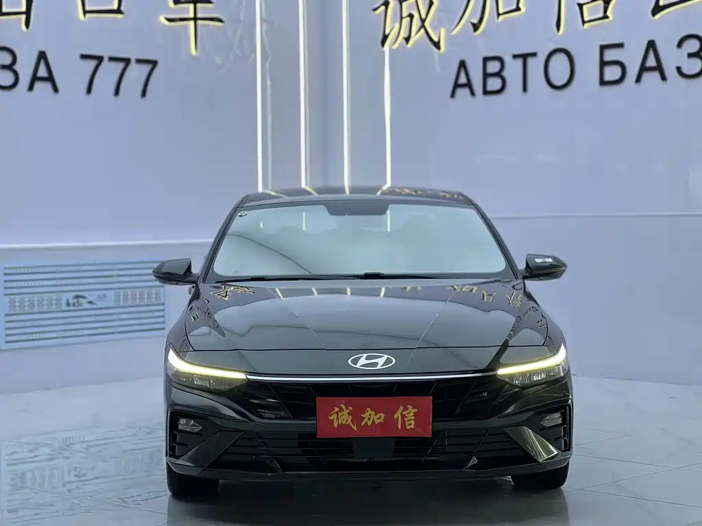 Hyundai Elantra — миниатюра 2