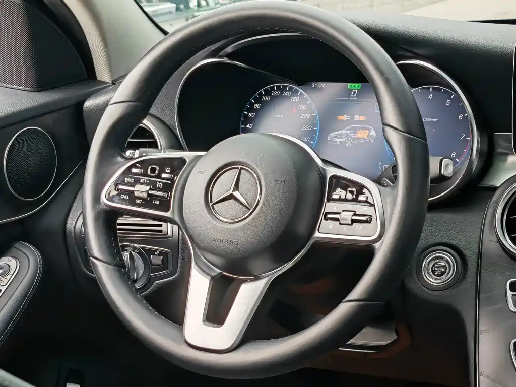 Mercedes-Benz C-Class (Import) — миниатюра 11
