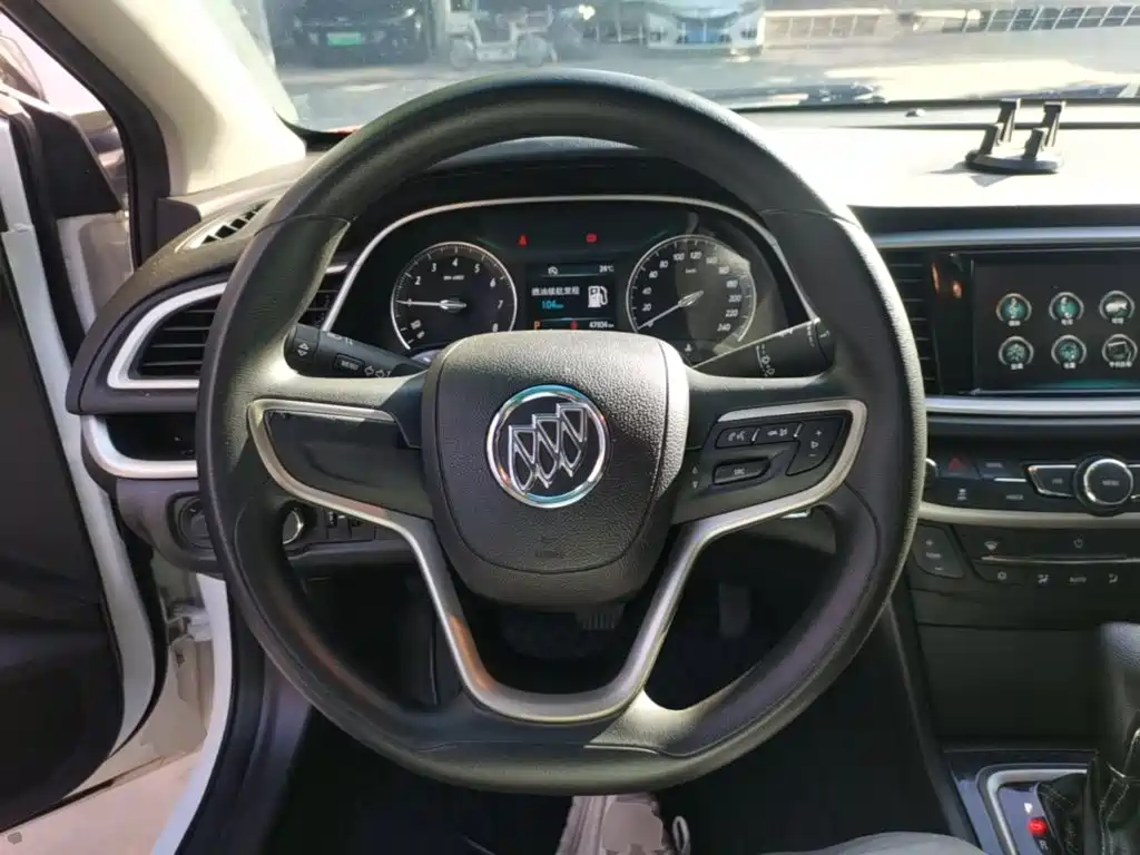 Buick Excelle — миниатюра 11