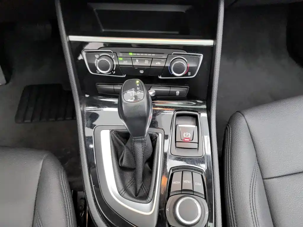 BMW 2 Series Active Tourer — миниатюра 13