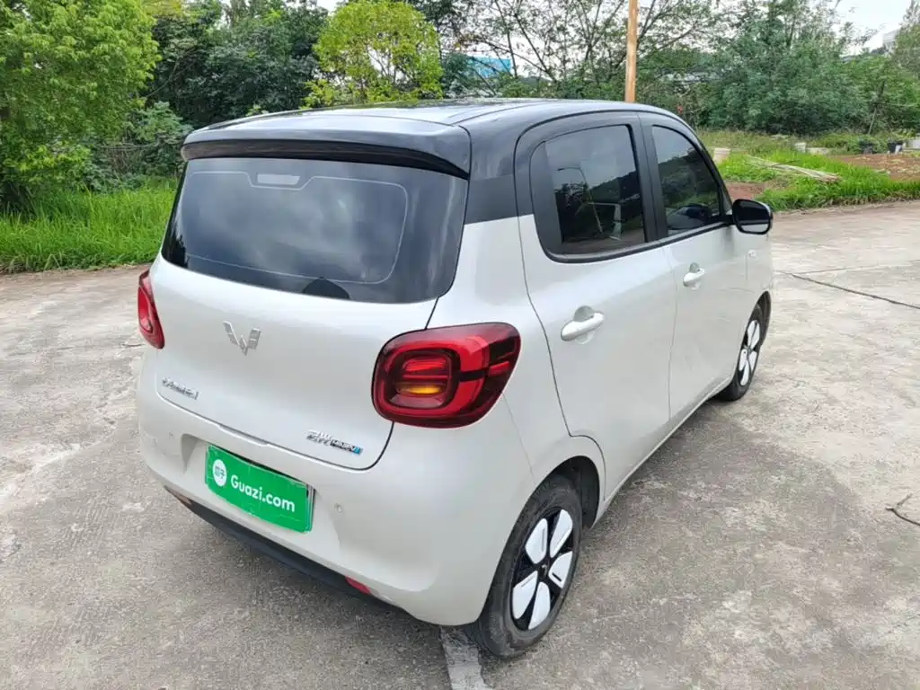 Wuling MINIEV — миниатюра 7
