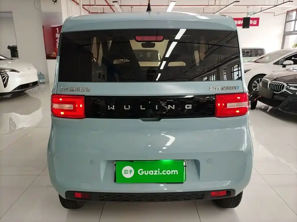 Wuling MINIEV — миниатюра 6