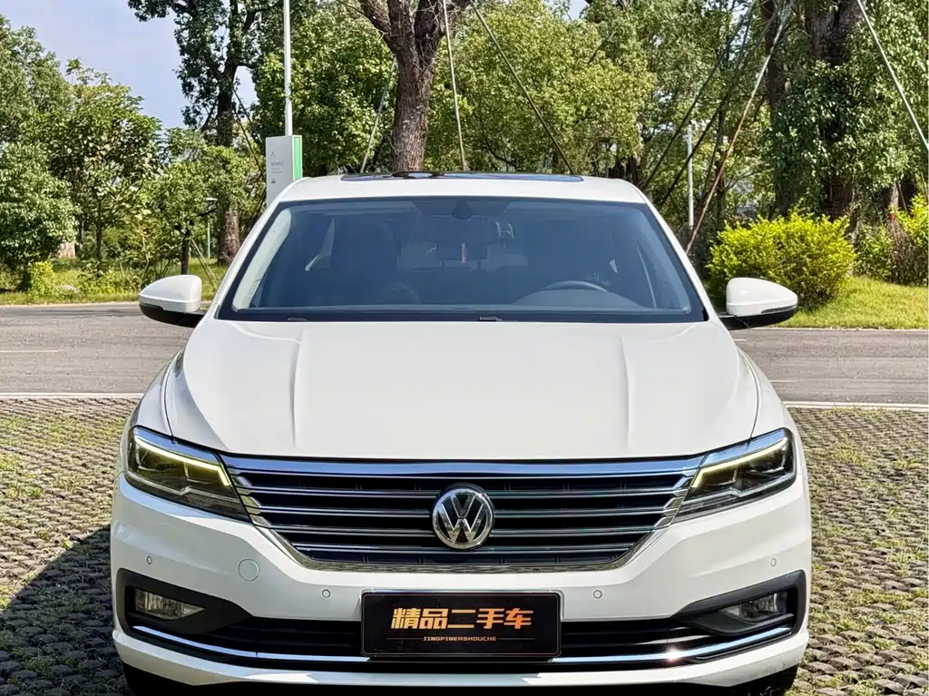 Volkswagen Lavida — миниатюра 2