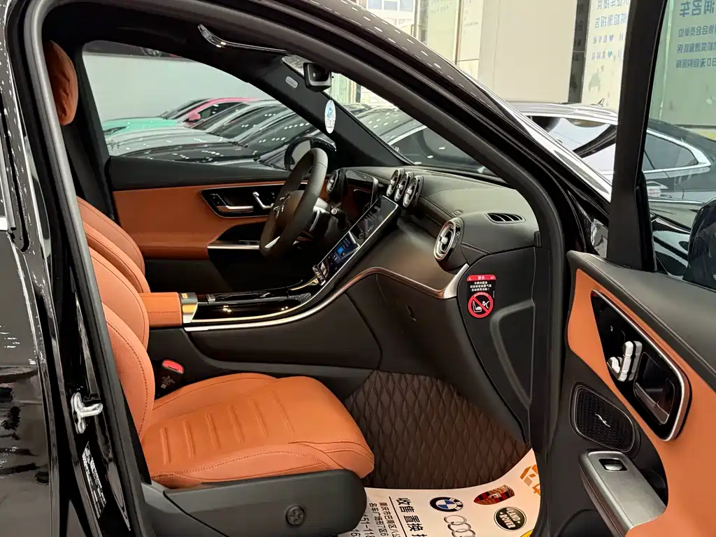 Mercedes-Benz GLC — миниатюра 11