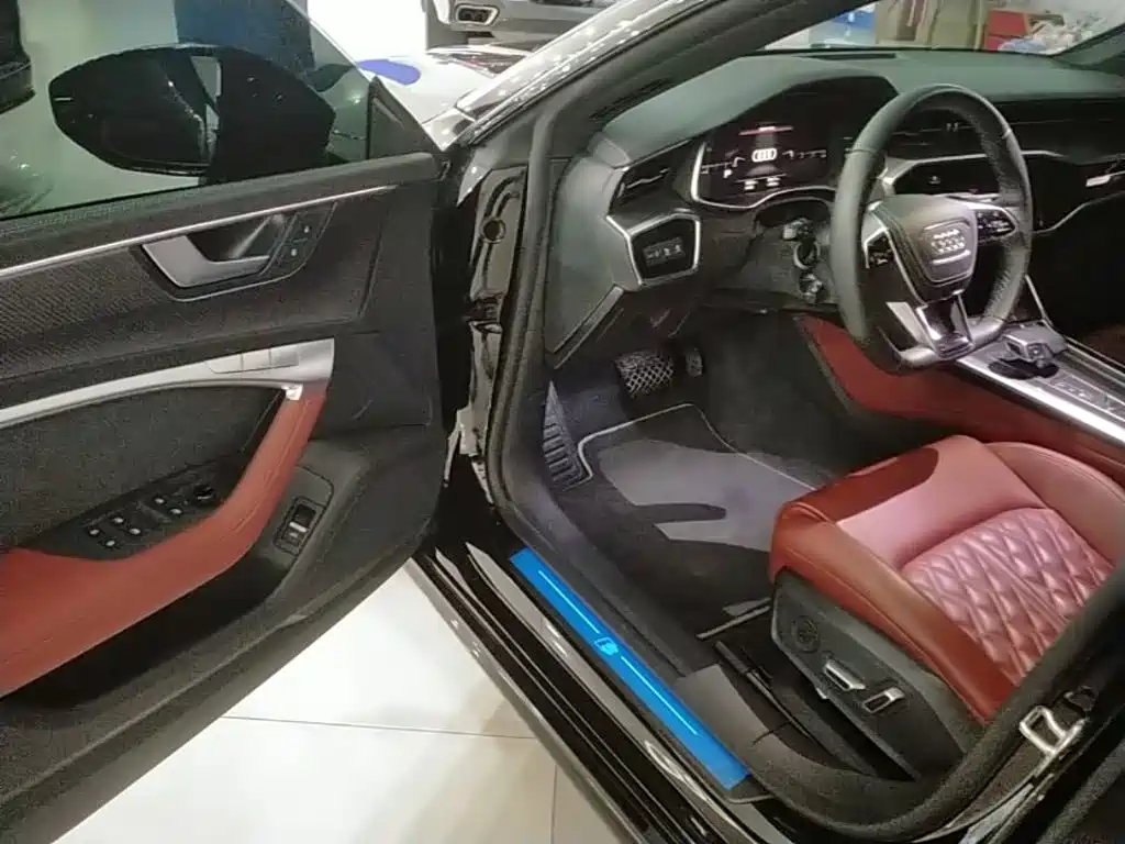 Audi A7L — миниатюра 16