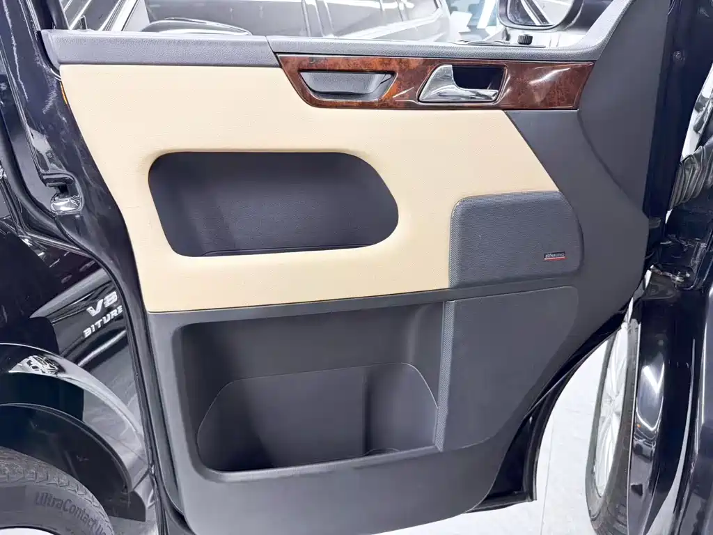 Volkswagen Multivan — миниатюра 20