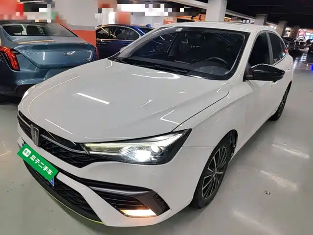 Roewe i5