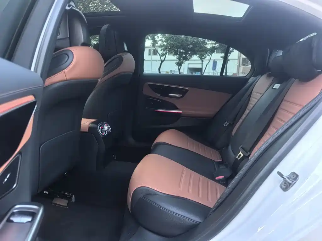 Mercedes-Benz C-Class C 2025 C 260 L Sport