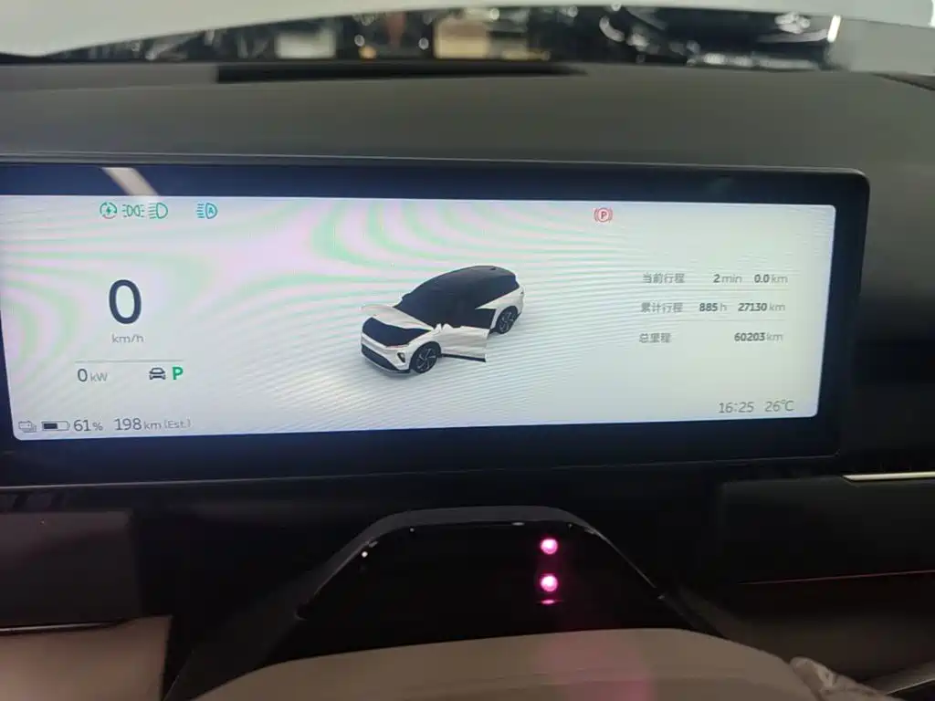 NIO ES8 — миниатюра 12