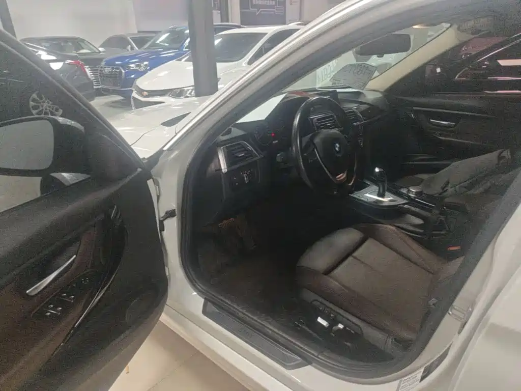 BMW 3 Series — миниатюра 16
