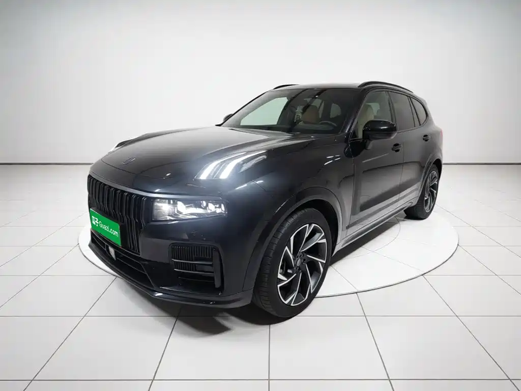 Lynk & Co 09 EM-P