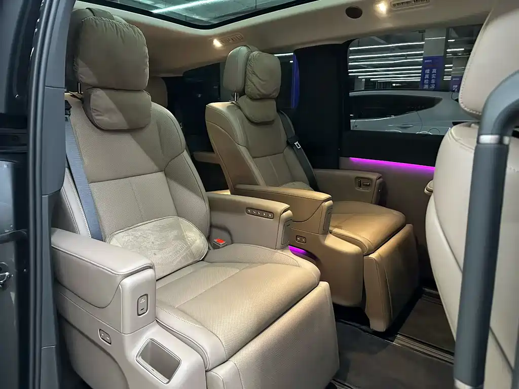 Li Auto Li MEGA — миниатюра 11