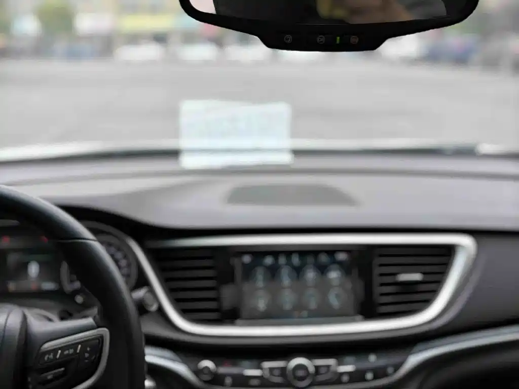 Buick Excelle — миниатюра 7
