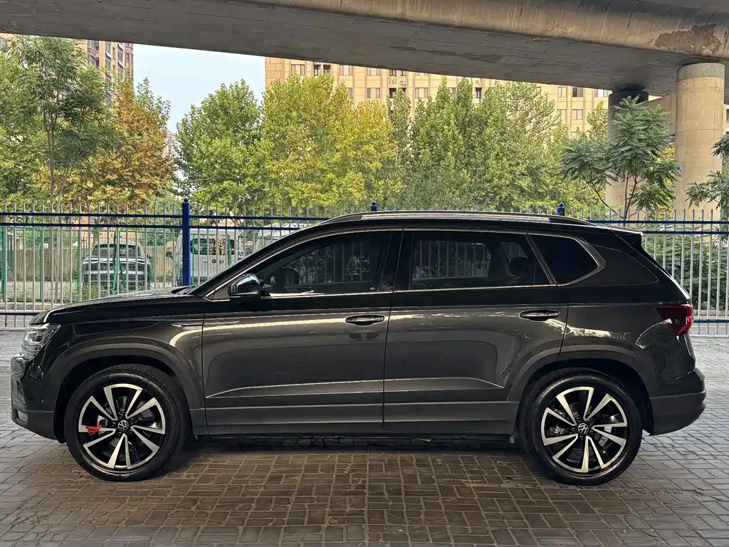 Volkswagen Tharu — миниатюра 4