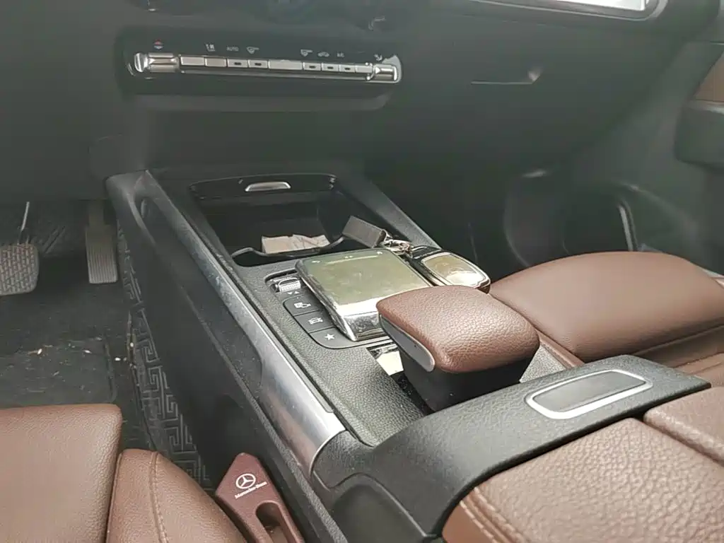 Mercedes-Benz GLB — миниатюра 14