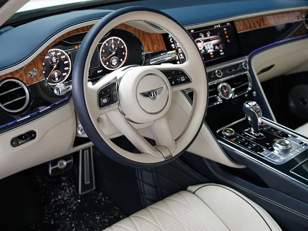 Bentley Flying Spur — миниатюра 12