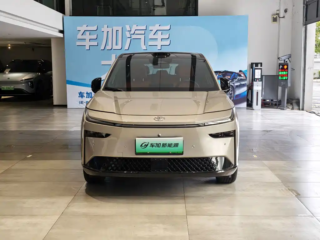Toyota bZ3X — миниатюра 2