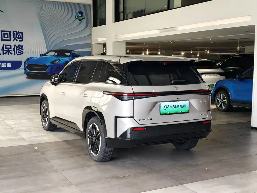 Toyota bZ3X — миниатюра 9