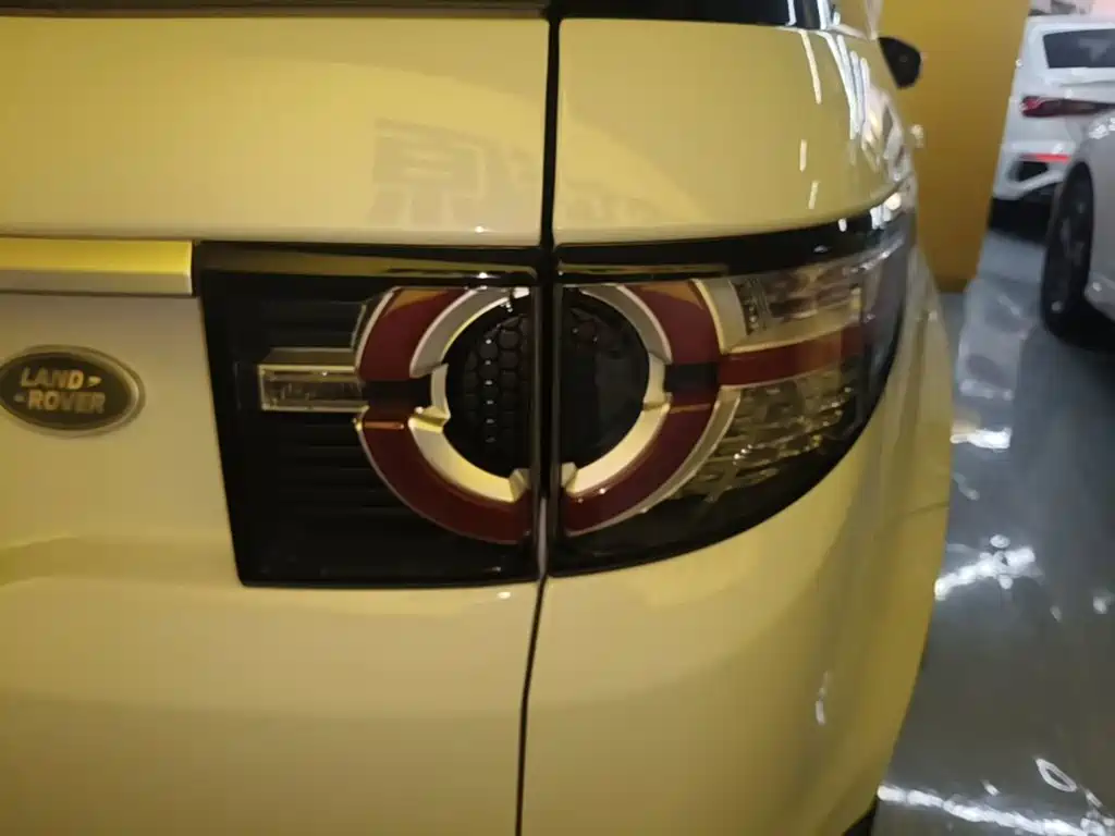 Land Rover Discovery Sport — миниатюра 8
