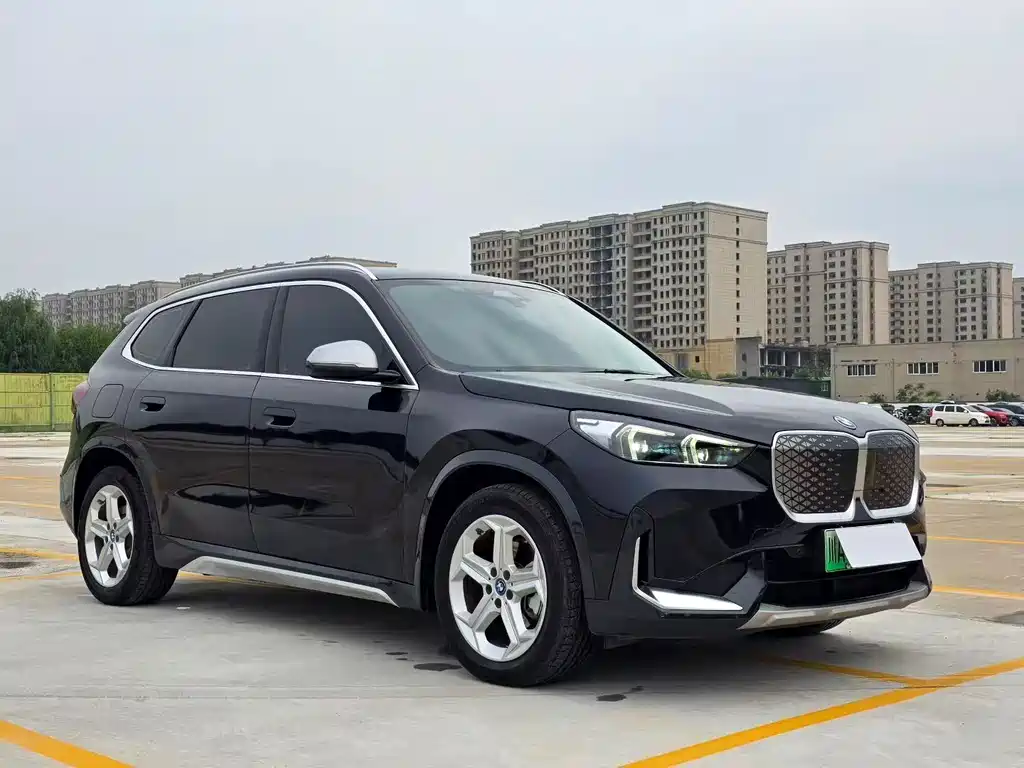 BMW iX1 — миниатюра 3
